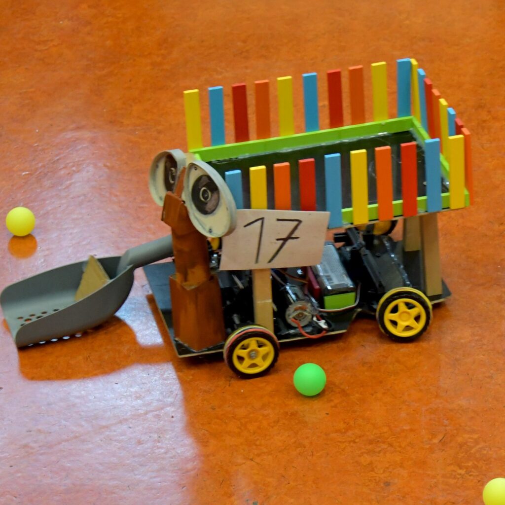 Fahrzeug 2, Ballkid Master